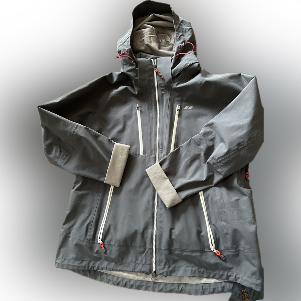 Koppen Women's Gray softshell Jacket size XL